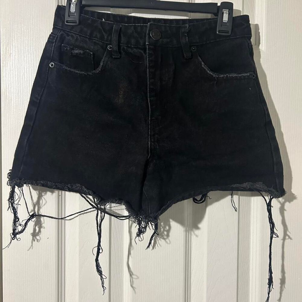 Rue21 black high waisted distressed cutoff